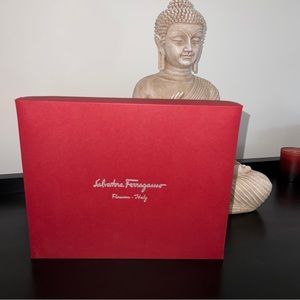 Salvatore Ferragamo gift box